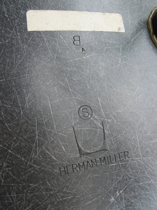 Eames side shell�@�G���t�@���g�O���[