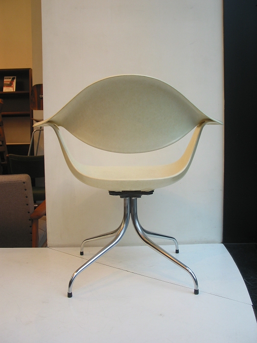 Swaged Leg Chair / George Nelson / HERMAN MILLER