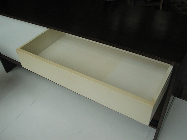 Sideboard / Spectrum / Martin Visser