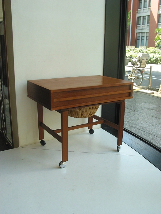 ソーイングワゴン / 北欧家具 ダニッシュ デンマーク家具 チーク
