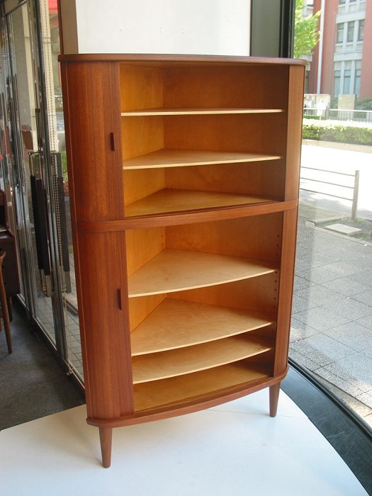 コーナーキャビネット / 北欧家具 ダニッシュ デンマーク家具 チーク