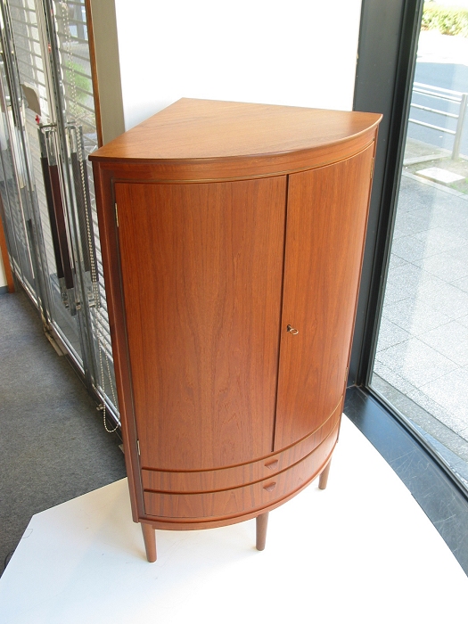 コーナーキャビネット 北欧家具 / 北欧家具 ダニッシュ
