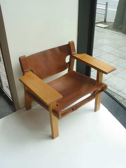 kƋ@Spanish chair@Borge Mogensen@(XpjbV`FA@{[G[GZ)