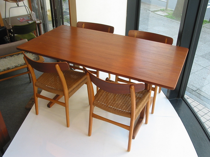 モーエンセン ダイニングテーブル C18 / 北欧家具 ダニッシュ モーエンセン ダイニングテーブル C18 / 北欧家具 ダニッシュ