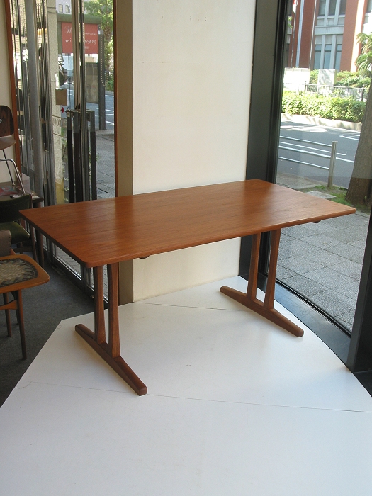 モーエンセン ダイニングテーブル C18 / 北欧家具 ダニッシュ