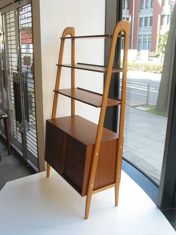 �k���Ƌ�@Open shelf