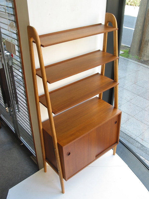 �k���Ƌ�@Open shelf