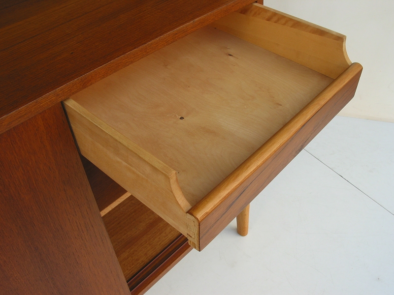 �k���Ƌ�@Open shelf