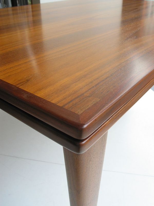 �k���Ƌ�@N.O.Moller / J.L.Moller / Dining table�i�_�C�j���O�e�[�u���j