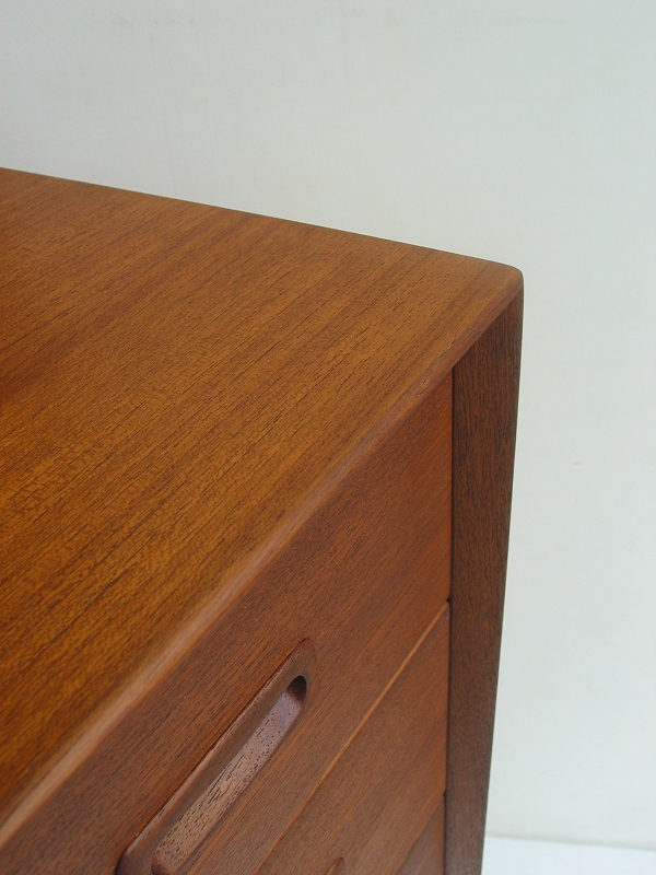 �k���Ƌ�@6 drawer chest