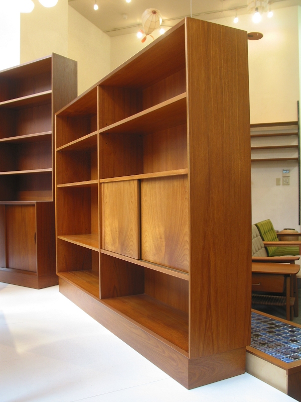 �k���Ƌ�@Book case(�u�b�N�P�[�X)