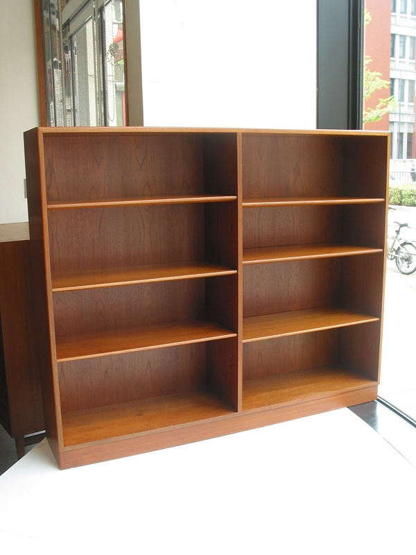 �k���Ƌ�@Book case(�u�b�N�P�[�X)