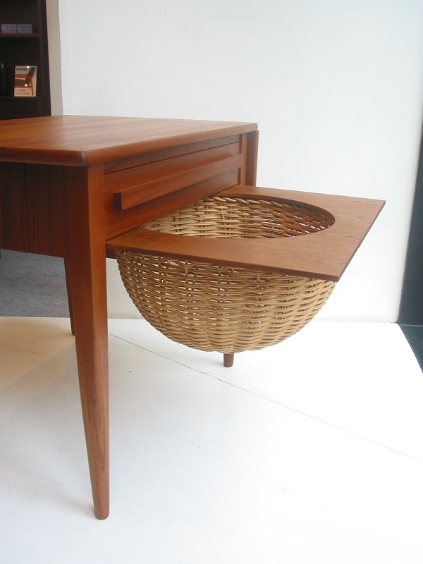 �k���Ƌ�@CFC Silkeborg Johannes Andersen Sewing tabel