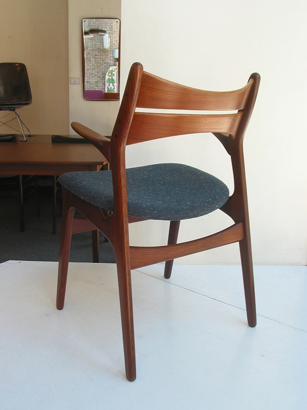 �k���Ƌ�@�`�F�A / Erik Buch�@�G���b�N�o�b�N
