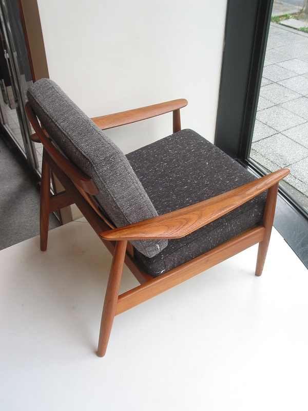 kƋ@Arne Vodder sofa & 2 arm chair)
