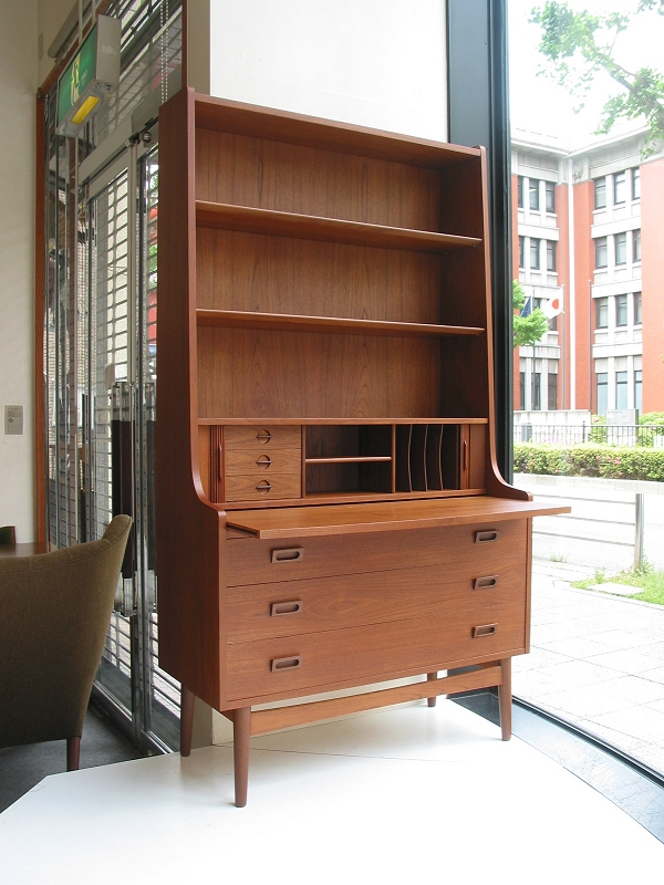 �k���Ƌ�@Book case