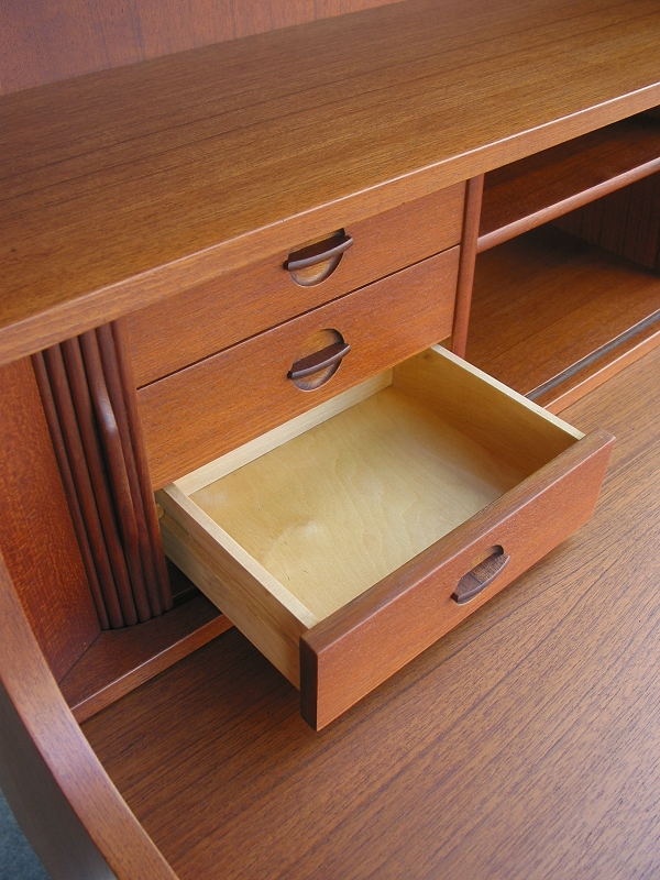 �k���Ƌ�@Book case