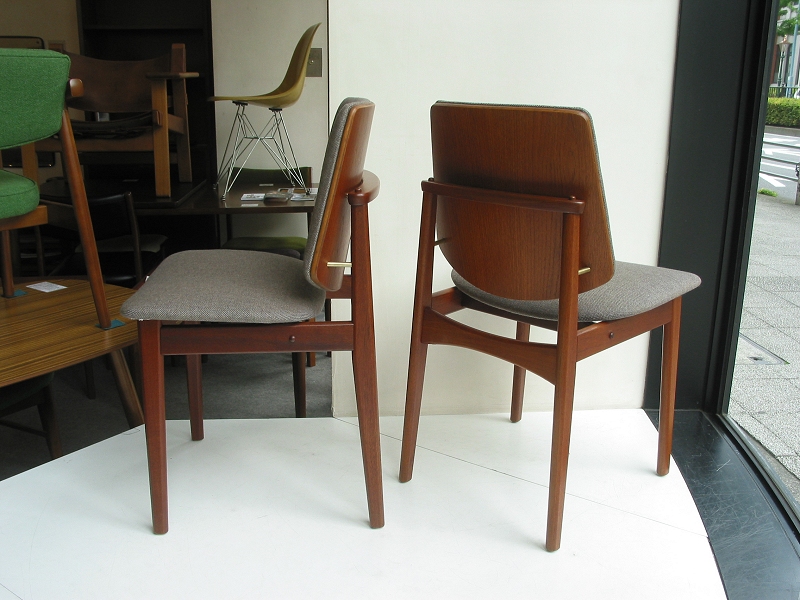�k���Ƌ�@Chair