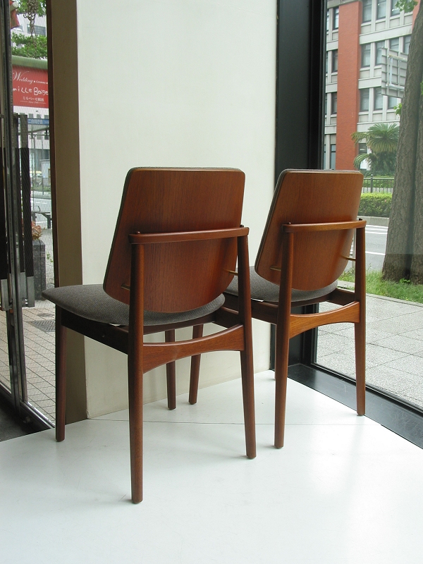 �k���Ƌ�@Chair