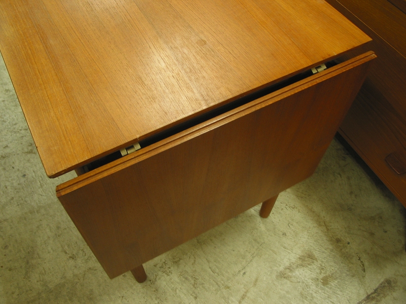 kƋ@Arne vodder(Al Hb^[) DeskifXNj