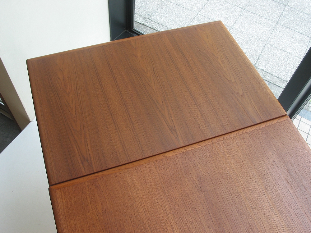 �k���Ƌ�@Dining table(�_�C�j���O�e�[�u��)