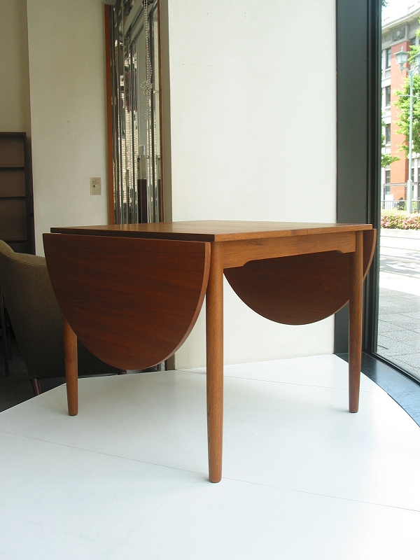 �k���Ƌ�@Dining table(�_�C�j���O�e�[�u��)