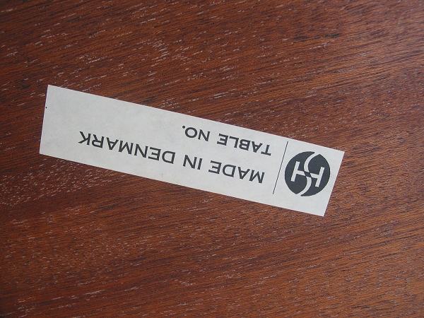 kƋ@Arne vodder(Al Hb^[) DeskifXNj