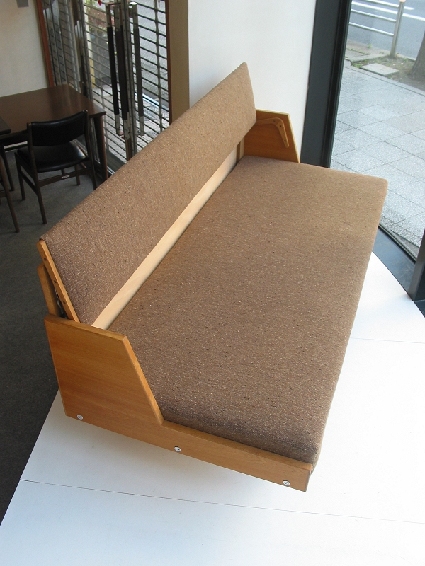 �k���Ƌ�@GE258 daybed wegner getama