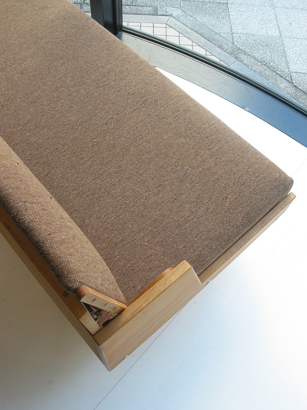 �k���Ƌ�@GE258 daybed wegner getama