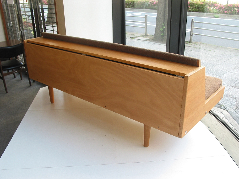 �k���Ƌ�@GE258 daybed wegner getama