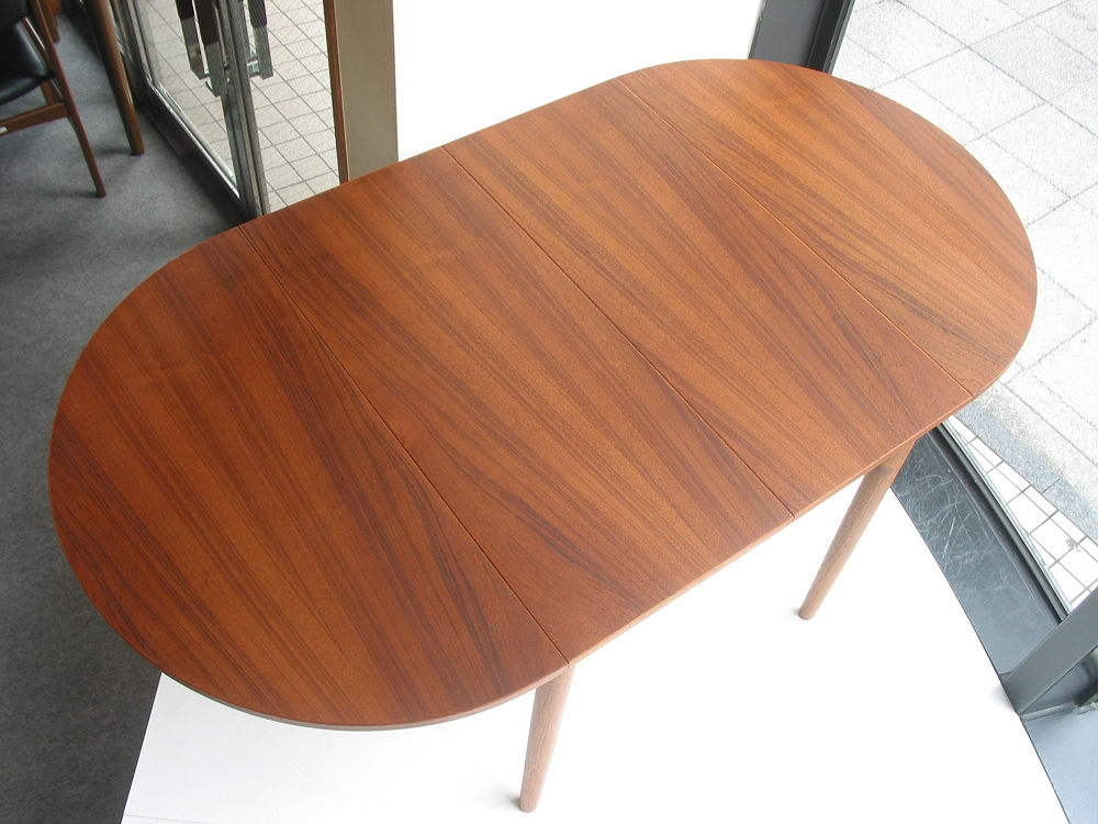 �k���Ƌ�@Dining table(�_�C�j���O�e�[�u��)