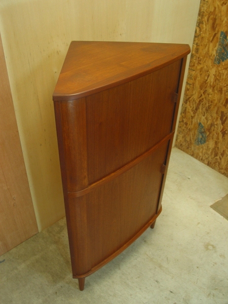 コーナーキャビネット / 北欧家具 ダニッシュ デンマーク家具