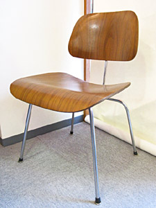 EAMES DCM Chair