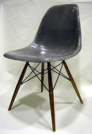 EAMES Side Shell Dowelベース