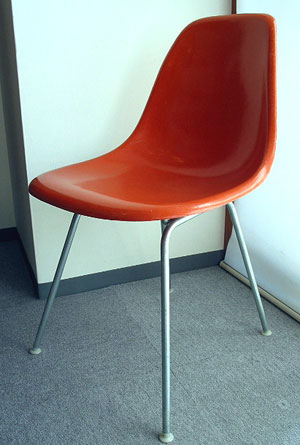 EAMES Side Shell Hベース (オレンジ)