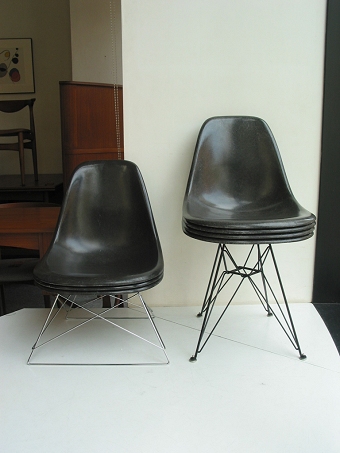 Eames arm shell Caster base