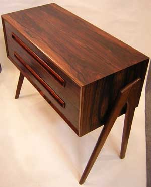 small chest (rosewood)