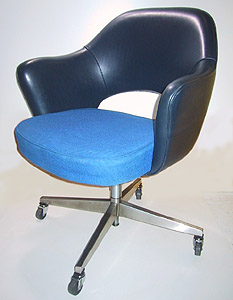 Eero Saarinen Arm Chair