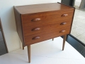 3 drawer chest / �k���Ƌ� �f���}�[�N�Ƌ�