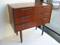 3 drawer chest / �k���Ƌ� �f���}�[�N�Ƌ�
