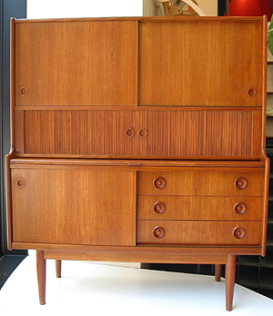 High board / �k���Ƌ� �f���}�[�N�Ƌ�