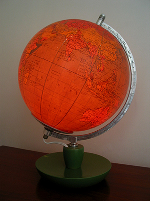 Globe lamp
