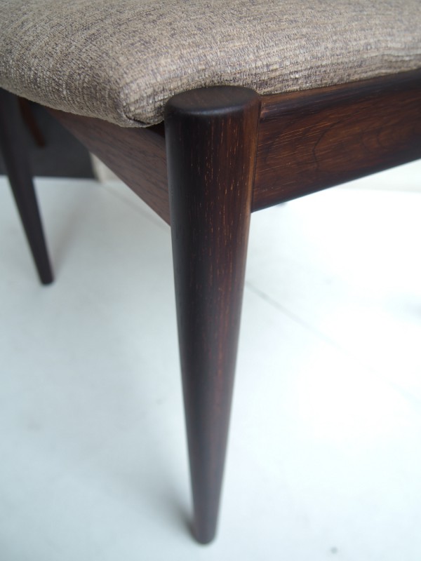 カイクリスチャンセン　No.42　チェア　ローズウッド　ビンテージ北欧家具　Chair　rosewood　Kai kristiansen