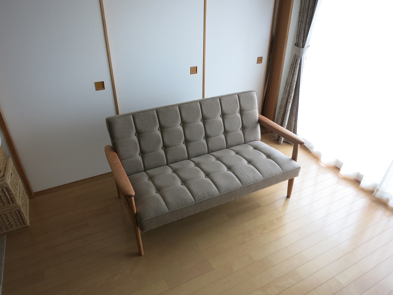 カリモク60 Kチェア2シーター フラノベージュ(チェリー材)のお届け ...