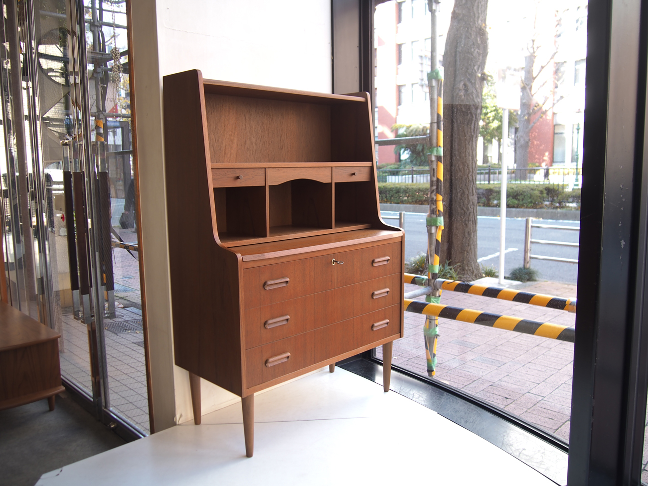 ビューロー　シェルフ　ドレッサー　アンティーク ビューロ ドレッサー ビンテージ北欧家具 Bureau / Dresser « 過去販売