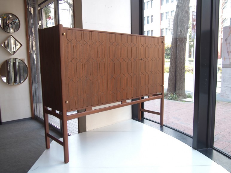 チーク キャビネット ビンテージ北欧家具 / Cabinet Teak