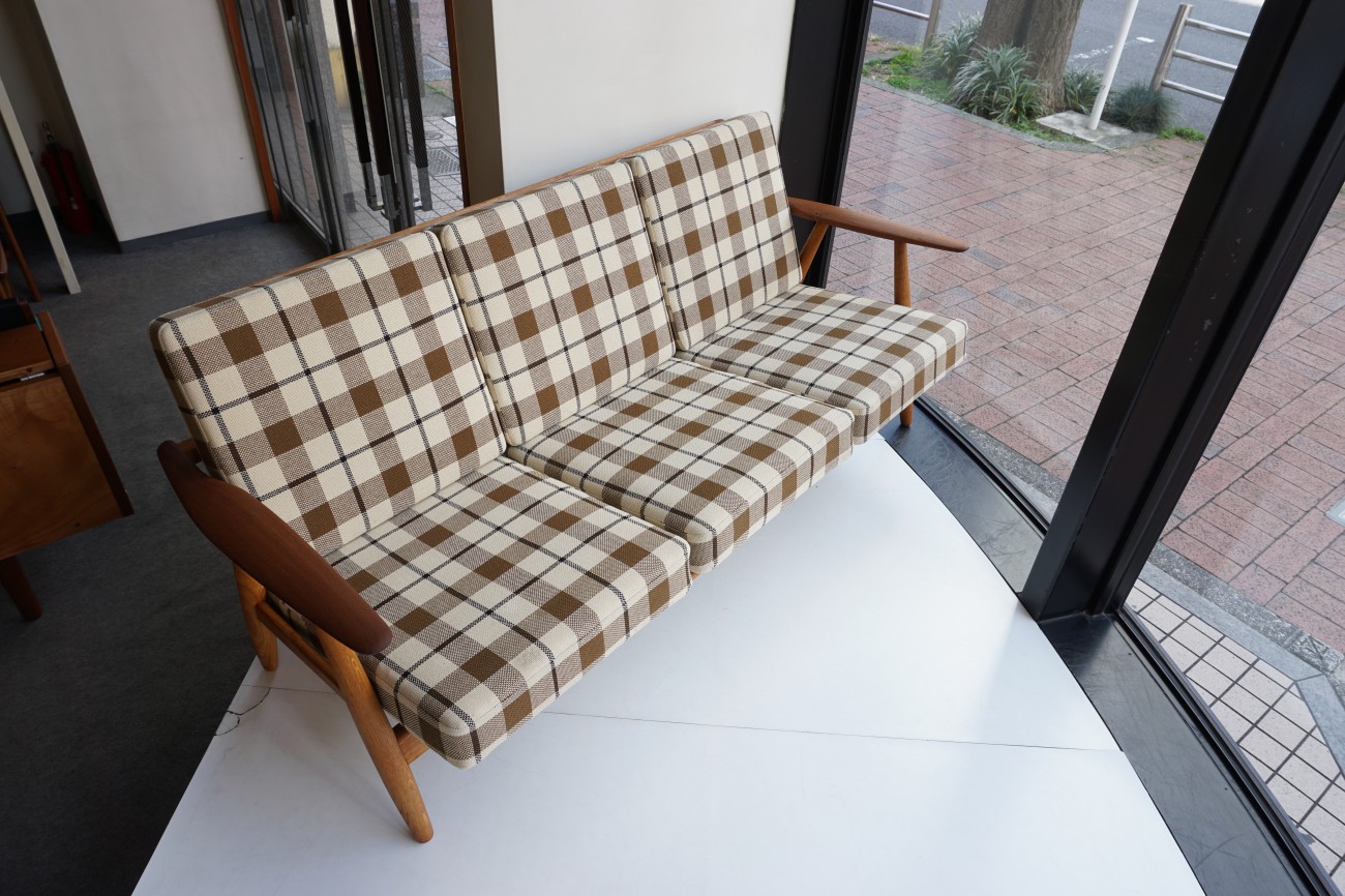 Hans J.Wegner GE240-3 sofa teak×Oak GETAMA(ハンス・ウェグナーデザイン ゲタマ社製 ビンテージ チーク×オーク材)