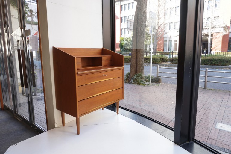 Teak writing bureau / チーク ライティングビューロ ビンテージ北欧家具