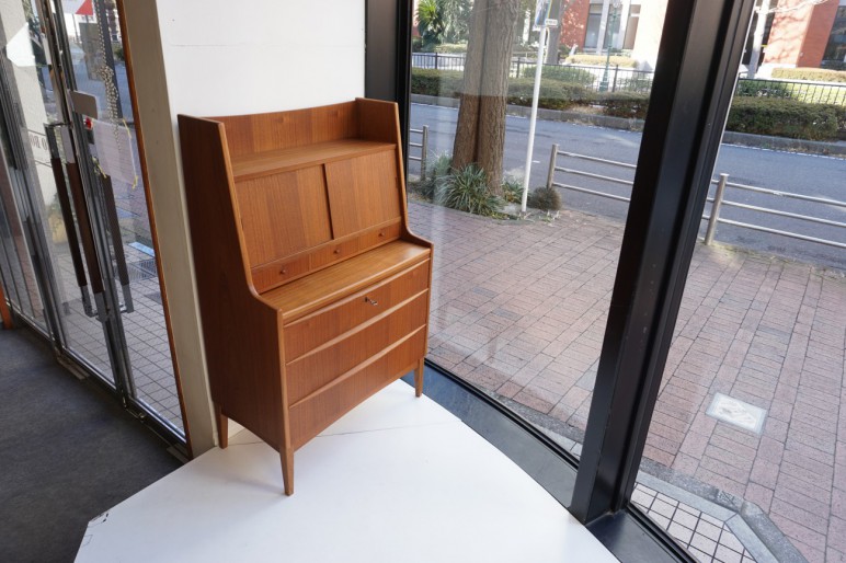 Teak writing bureau / チーク ライティングビューロ ビンテージ北欧家具