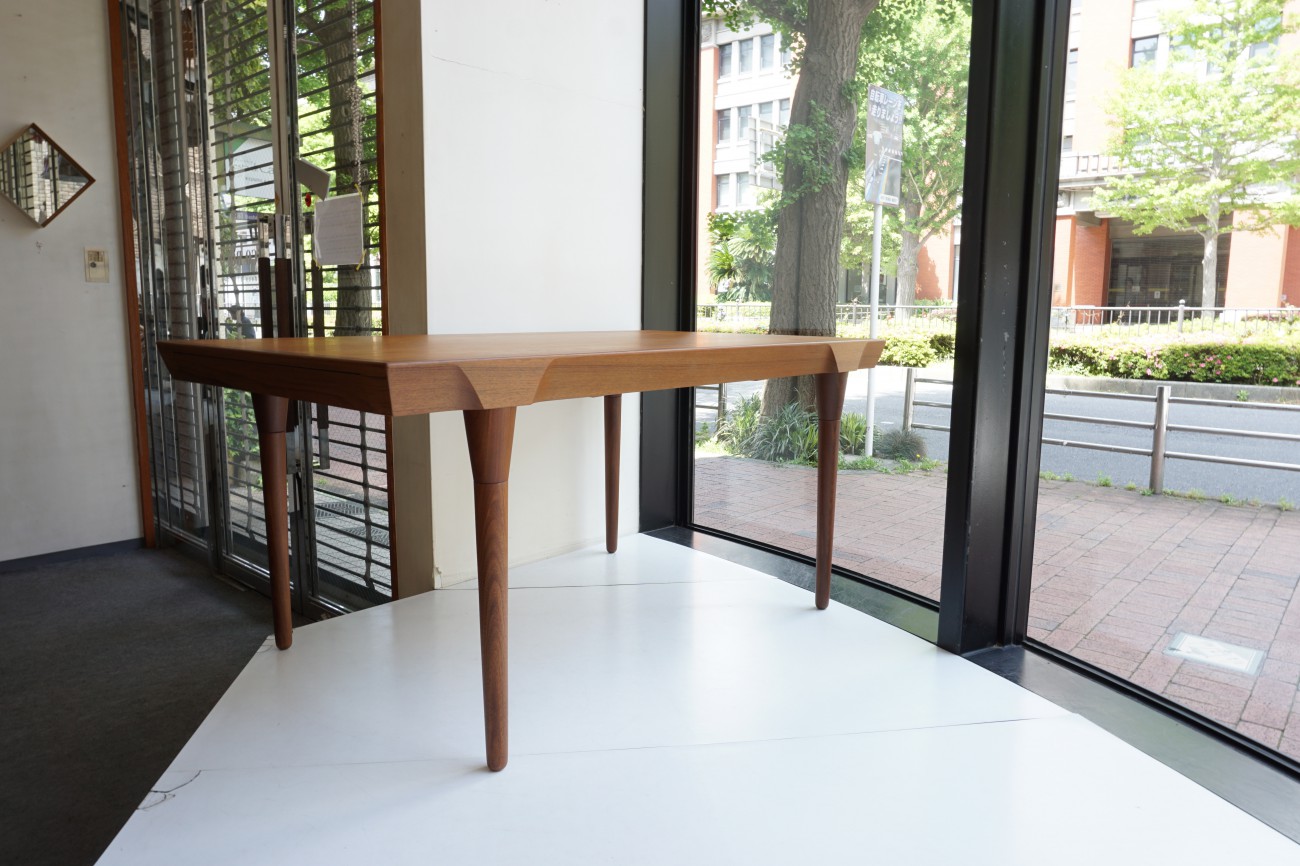 Teak extension dining table / チーク ビンテージ エクステンションダイニングテーブル 無垢丸脚　テーパー
